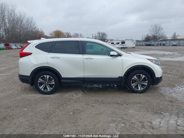 2HKRW2H24JH136899 Honda CR-V LX