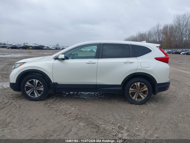 2HKRW2H24JH136899 Honda CR-V LX