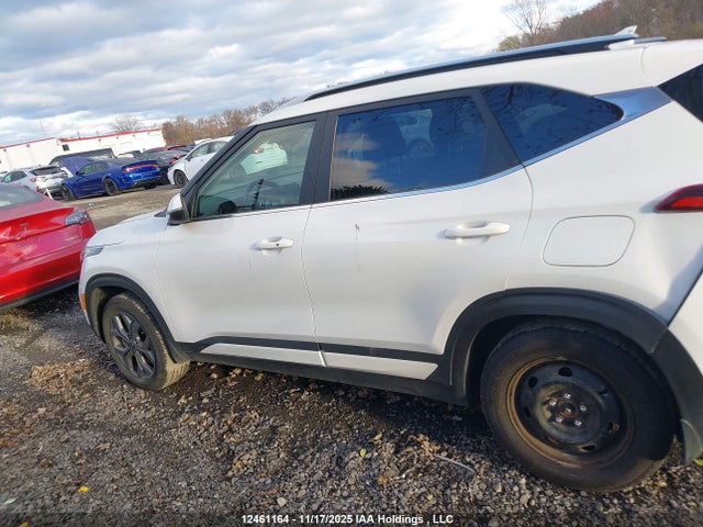 2025 Kia Seltos S მანქანა იყიდება აუქციონზე, vin: KNDEUCAA5S7760664, აუქციონის ნომერი: 12461164