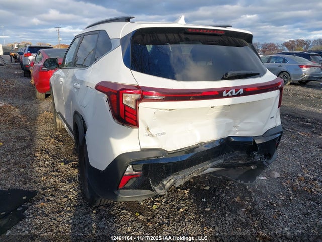 2025 Kia Seltos S მანქანა იყიდება აუქციონზე, vin: KNDEUCAA5S7760664, აუქციონის ნომერი: 12461164