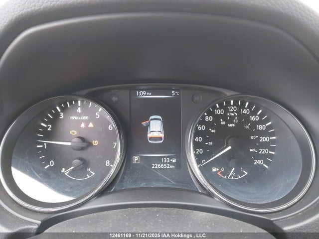 JN1BJ1CR1JW283791 Nissan Qashqai S/sl/sv