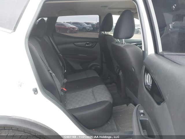JN1BJ1CR1JW283791 Nissan Qashqai S/sl/sv