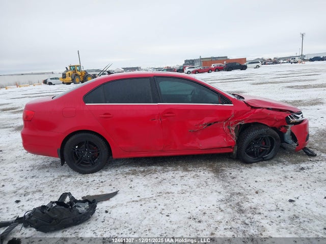 3VWL07AJ2EM394390 Volkswagen JETTA SEL