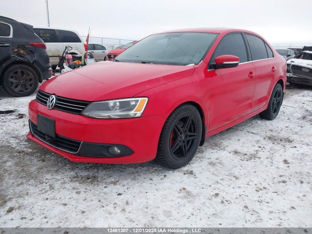 3VWL07AJ2EM394390 Volkswagen JETTA SEL