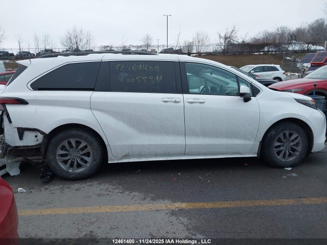 5TDGSKFC1NS055311 Toyota Sienna Le 8-passenger