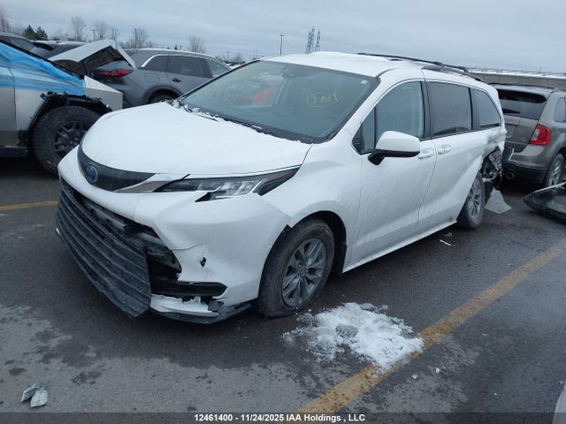 5TDGSKFC1NS055311 Toyota Sienna Le 8-passenger
