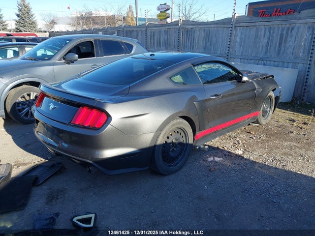 1FA6P8TH6H5215991 Ford Mustang