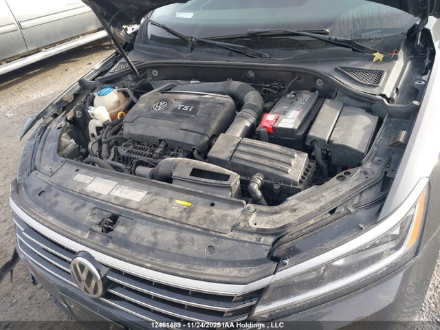 1VWBT7A39HC050811 Volkswagen Passat 1.8 Tsi Comfortline