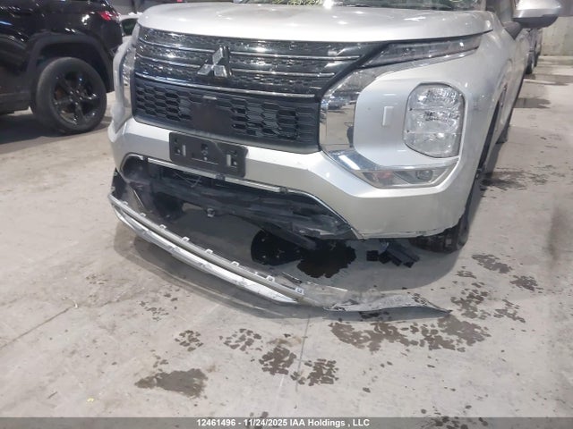 JA4J4UA83NZ601727 Mitsubishi Outlander Se/black Edition