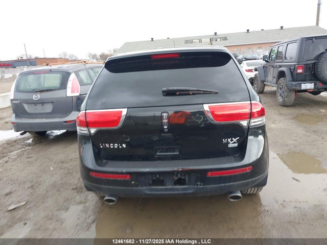 2LMDJ8JK9FBL26268 Lincoln MKX