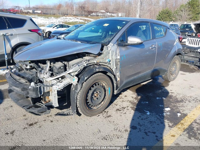 NMTKHMBX1JR037672 Toyota C-HR