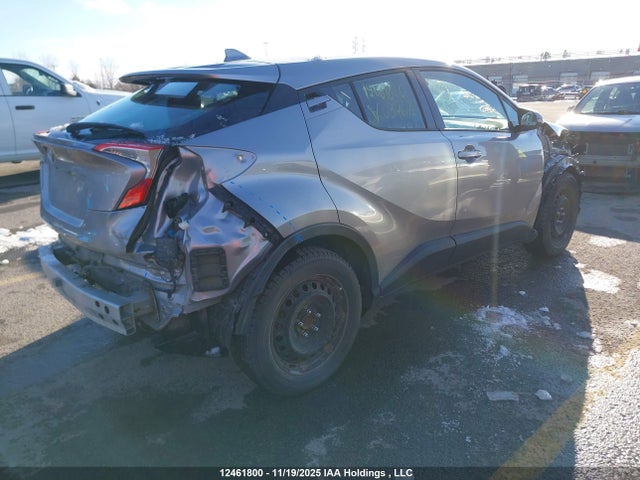 NMTKHMBX1JR037672 Toyota C-HR