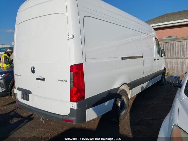 W1Y4KCHYXRP690511 Mercedes-Benz Sprinter 2500