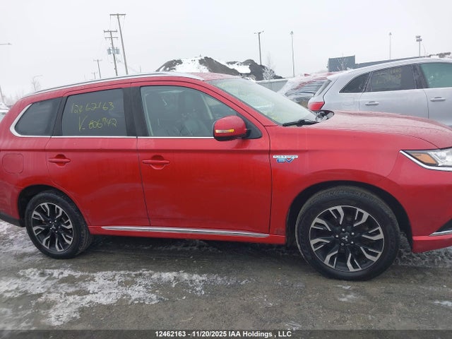 JA4J24A52JZ606942 Mitsubishi Outlander Se/gt