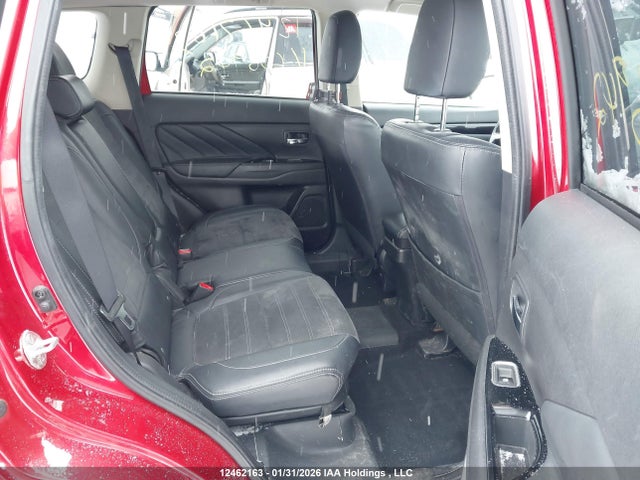 JA4J24A52JZ606942 Mitsubishi Outlander Se/gt