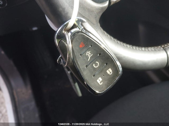 2GNAXUEV1M6150909 Chevrolet EQUINOX LT