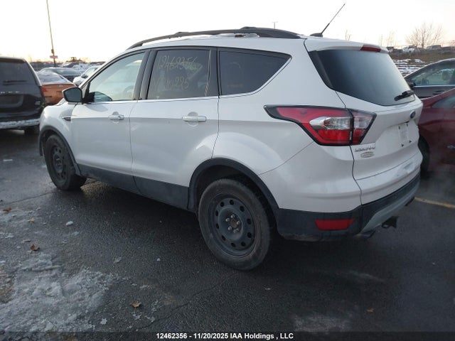 1FMCU0GDXHUB10225 Ford ESCAPE SE