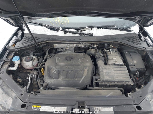 3VV2B7AX3LM104203 Volkswagen Tiguan