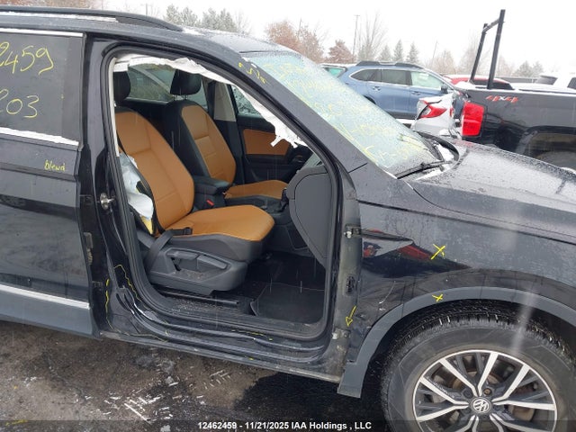 3VV2B7AX3LM104203 Volkswagen Tiguan