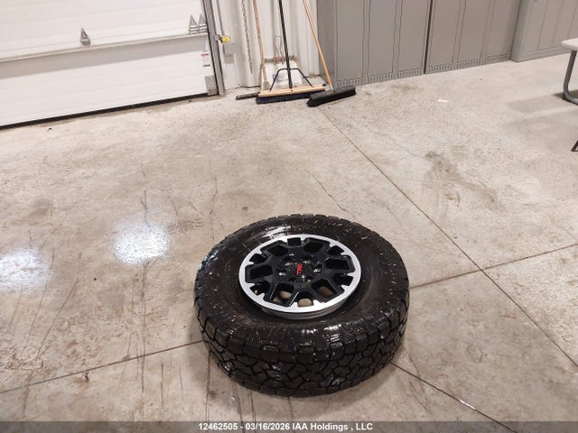 12462505 :رقم المزاد ، 3TYLB5JN3ST082440 vin ، 2025 Toyota Tacoma Double Cab/sr5/trd Sport/trd Off Road/ltd مزاد بيع