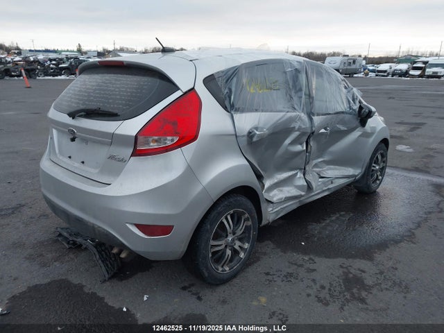 12462525 :رقم المزاد ، 3FADP4EJXDM122203 vin ، 2013 Ford Fiesta Se مزاد بيع