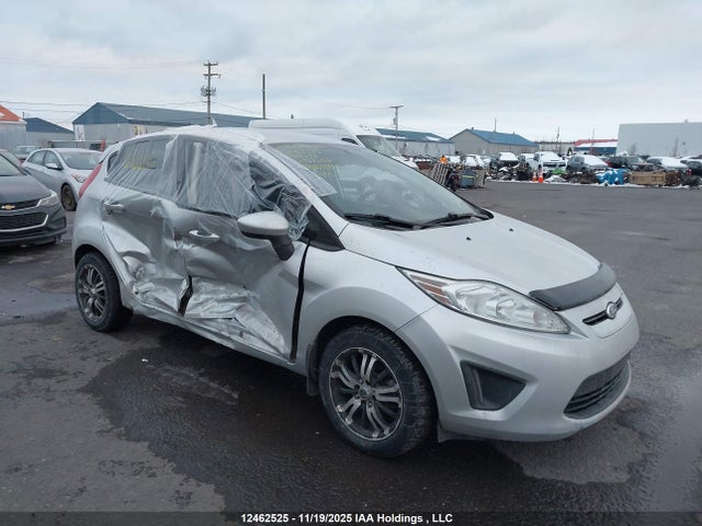 12462525 :رقم المزاد ، 3FADP4EJXDM122203 vin ، 2013 Ford Fiesta Se مزاد بيع