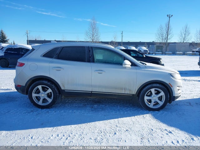 Lincoln MKC 2015 5LMTJ2AH5FUJ25631 Image 14