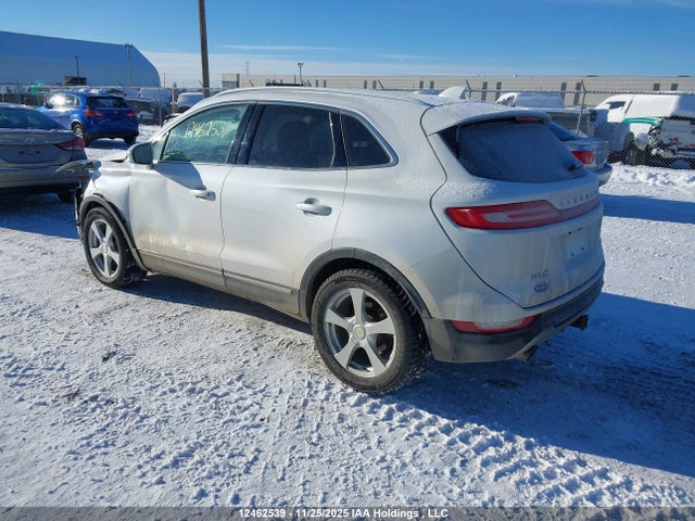 Lincoln MKC 2015 5LMTJ2AH5FUJ25631 Image 3