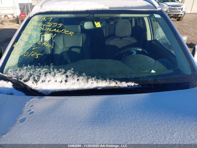 JA4AZ2A38LZ614321 Mitsubishi Outlander Es