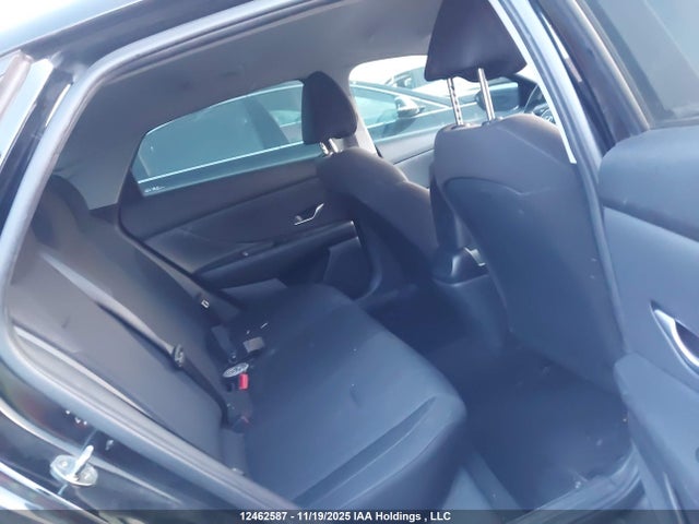 KMHLM4AG1MU072114 Hyundai ELANTRA SEL