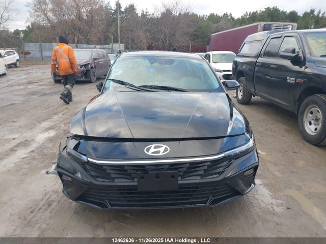 KMHLM4DG3SU095788 Hyundai Elantra Essential