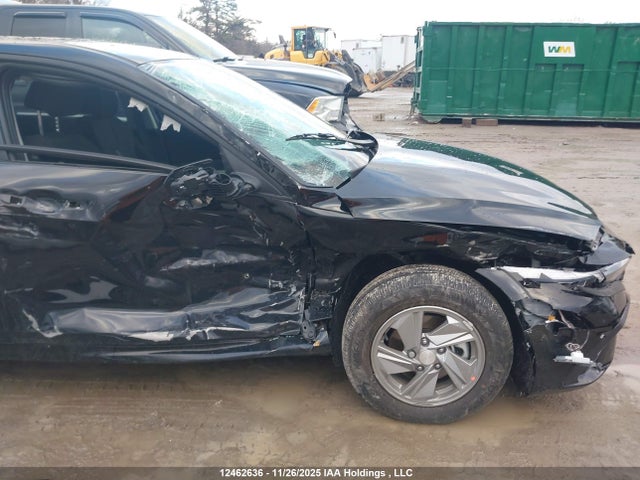 KMHLM4DG3SU095788 Hyundai Elantra Essential