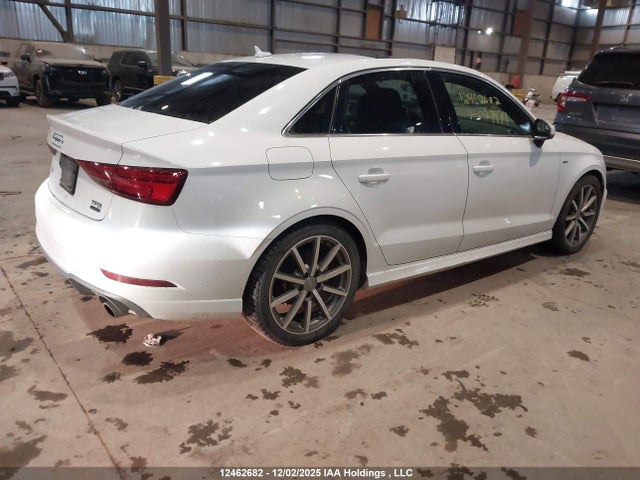 WAUJ8GFFXH1027971 Audi A3