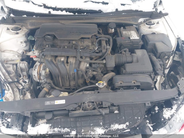 KMHLM4AG8MU069730 Hyundai Elantra Preferred Ivt With Sun And Tech Package