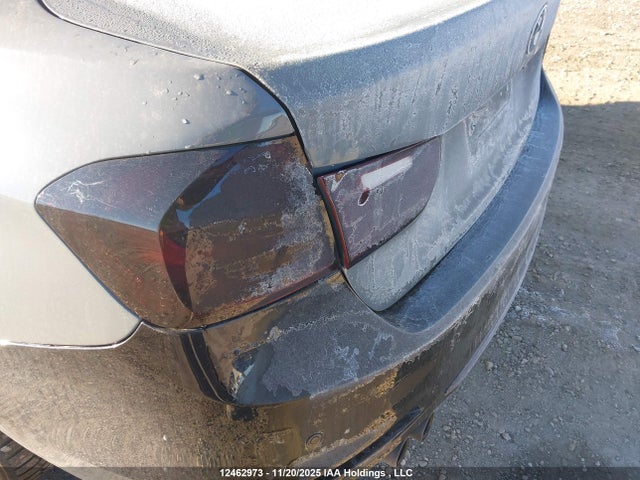 WBA3B3C58FJ985163 BMW 328i Xdrive