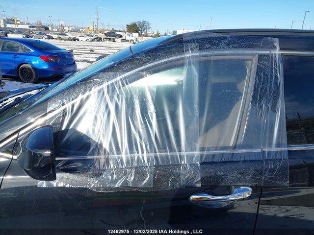 5XYZU3LB7GG330104 Hyundai Santa Fe Sport 2.4 Premium
