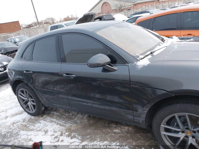 Porsche Macan 2024 WP1AA2A50RLB16221 Image 14
