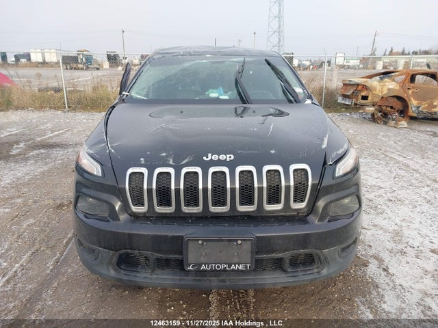 1C4PJLAB7GW144035 Jeep Cherokee Sport