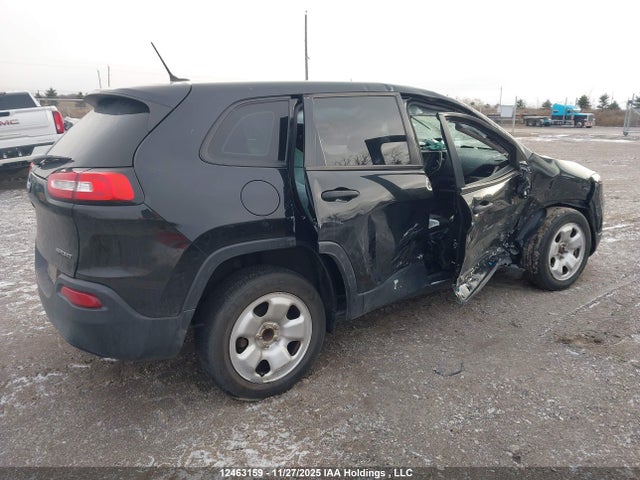 1C4PJLAB7GW144035 Jeep Cherokee Sport