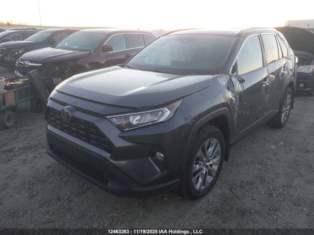 2021 Toyota Rav4 Xle მანქანა იყიდება აუქციონზე, vin: 2T3R1RFV7MC164618, აუქციონის ნომერი: 12463263