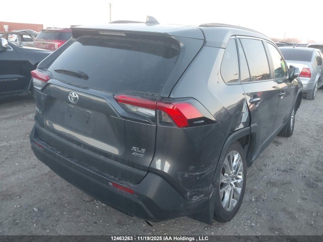 2021 Toyota Rav4 Xle მანქანა იყიდება აუქციონზე, vin: 2T3R1RFV7MC164618, აუქციონის ნომერი: 12463263