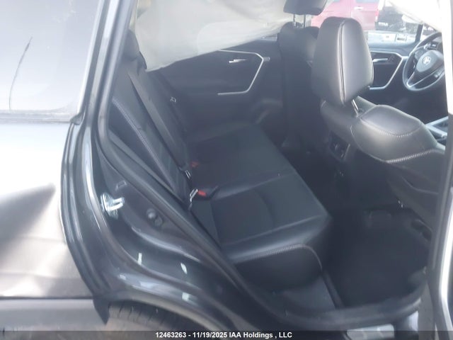 2021 Toyota Rav4 Xle მანქანა იყიდება აუქციონზე, vin: 2T3R1RFV7MC164618, აუქციონის ნომერი: 12463263
