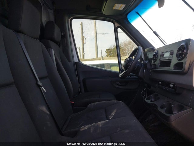 WD3BF1CD8KP103277 Mercedes-Benz Sprinter 2500 High Roof V6
