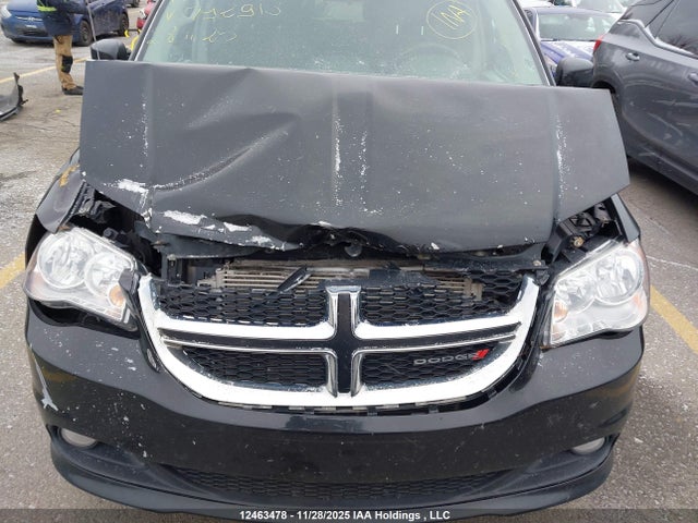 2C4RDGDG0HR792910 Dodge Grand Caravan
