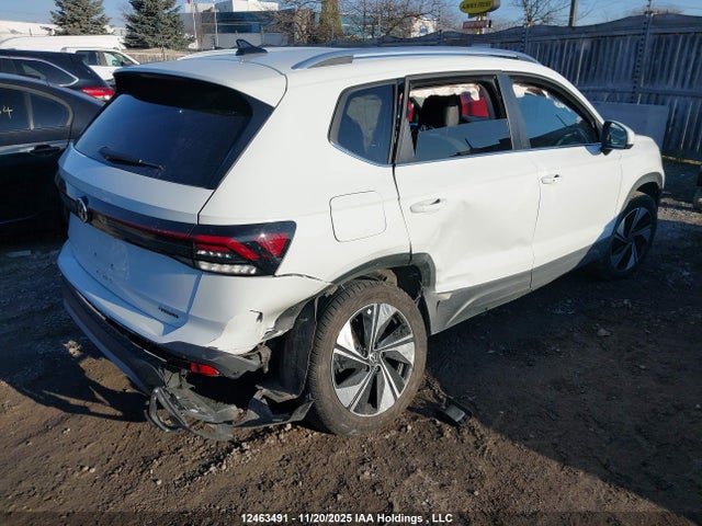 3VVUC7B26SM029777 Volkswagen TAOS SE