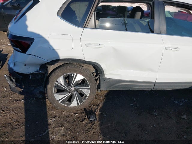 3VVUC7B26SM029777 Volkswagen TAOS SE