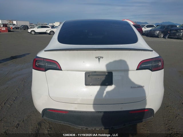 7SAYGDEF2NF500658 Tesla Model Y