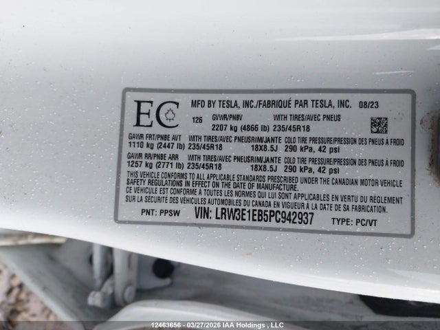 12463656 :رقم المزاد ، LRW3E1EB5PC942937 vin ، 2023 Tesla Model 3 مزاد بيع