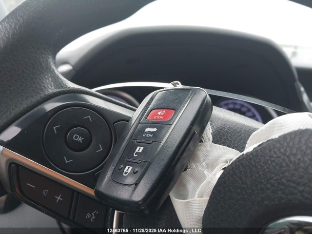 4T1C31AKXMU558877 Toyota Camry Hybrid Le