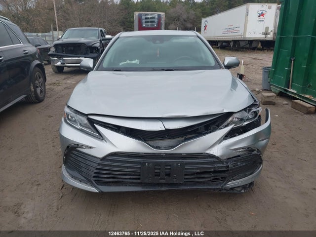 4T1C31AKXMU558877 Toyota Camry Hybrid Le